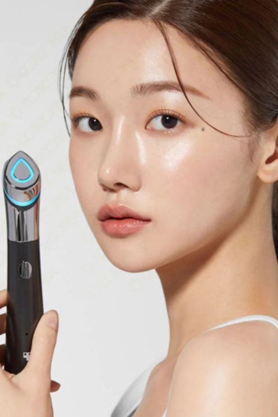 Medicube - AGE R Booster Pro (Black Edition) + Capsule Cream Set