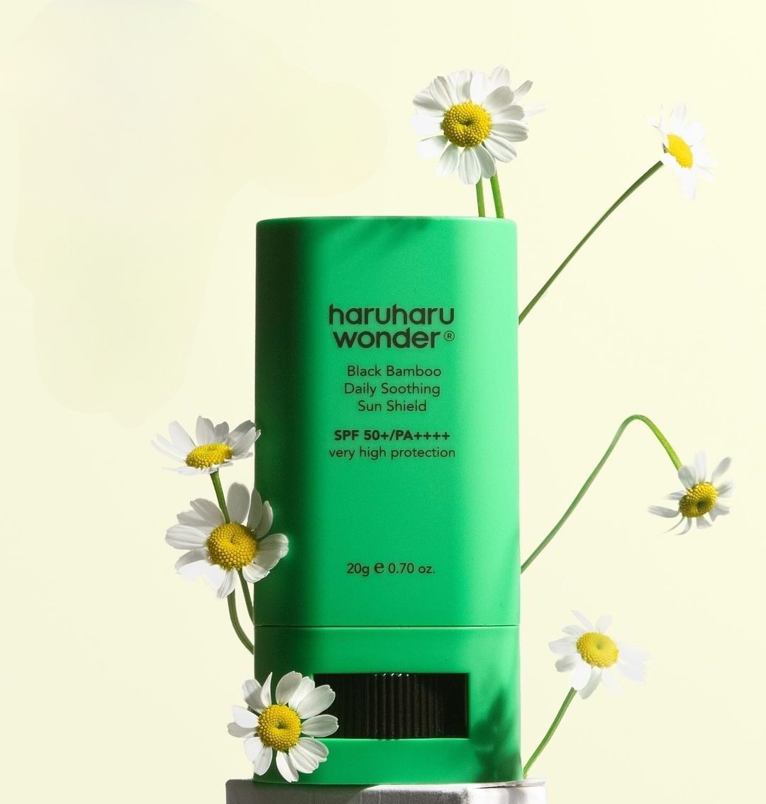 Haruharu wonder - Black Bamboo Daily Soothing Sun Shield (20g)