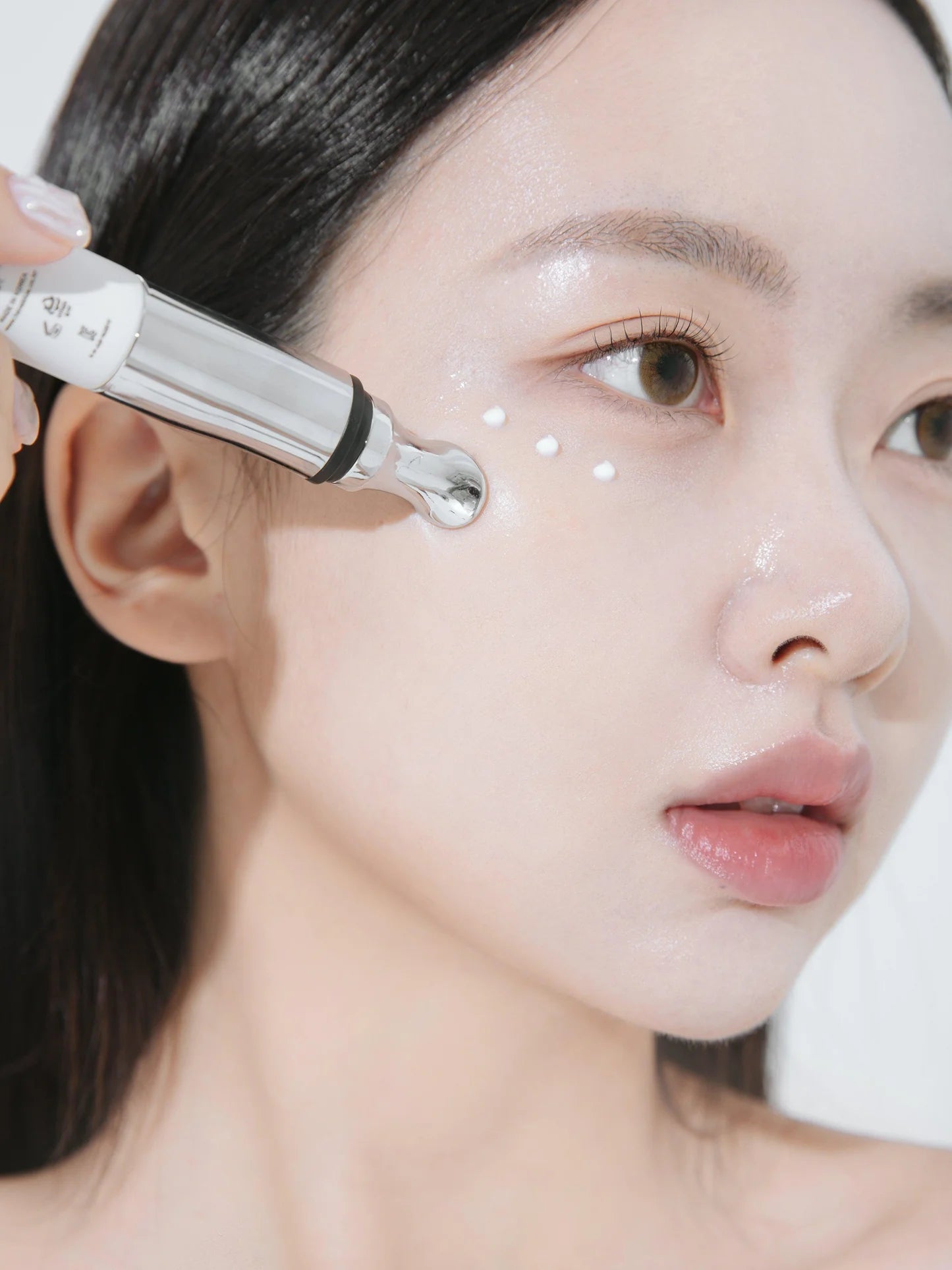 HEVEBLUE - Black Yuja Bean Lifting Auto Eye Cream [15ml]