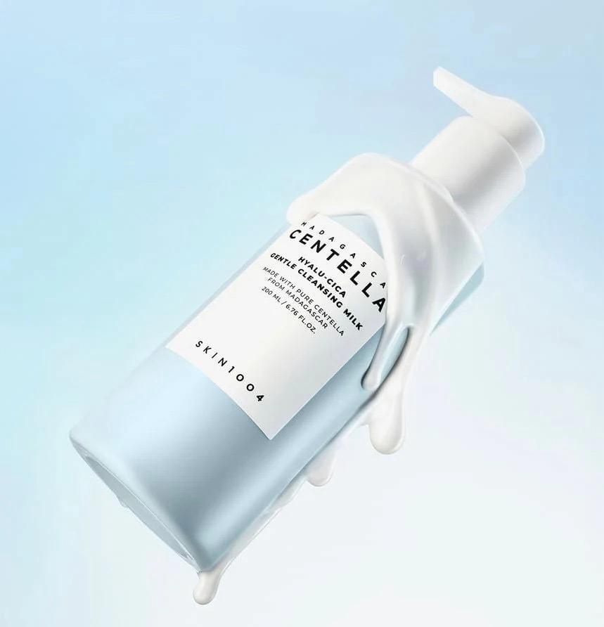 ⁠SKIN1004 - Madagascar Centella Hyalu-Cica Gentle Cleansing Milk (200ml)